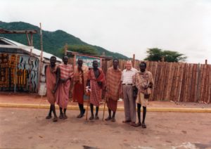 1982. Abril. Con los Massai, en Kenya, como Presidente de la Unión Interparlamentaria Mundial.
