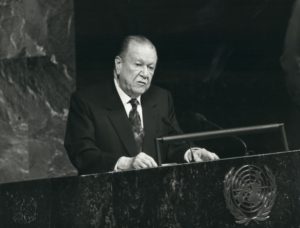 1994. Septiembre, 30. Discurso en el 49 periodo ordinario de sesiones de la ONU.
