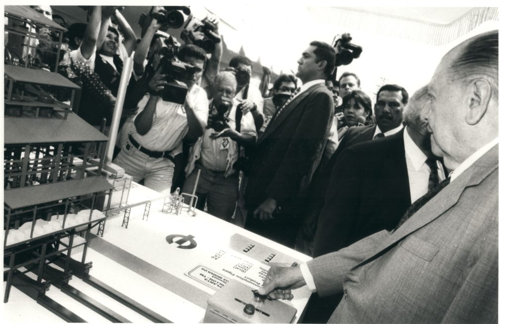 1997. Enero, 23. Inauguración de la represa Macagua II.