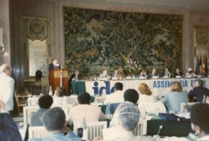 1986 Junio 6 Rafael Caldera en la Internacional Demócrata Cristiana Lisboa