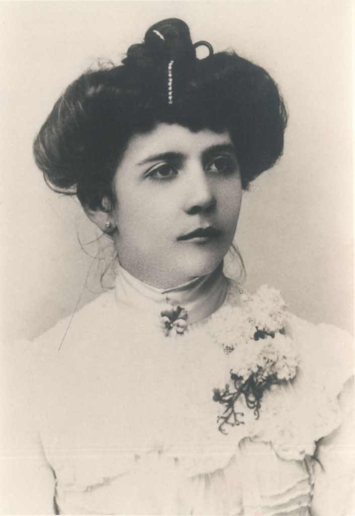 1908. Rosa Sofía Rodríguez Rivero.