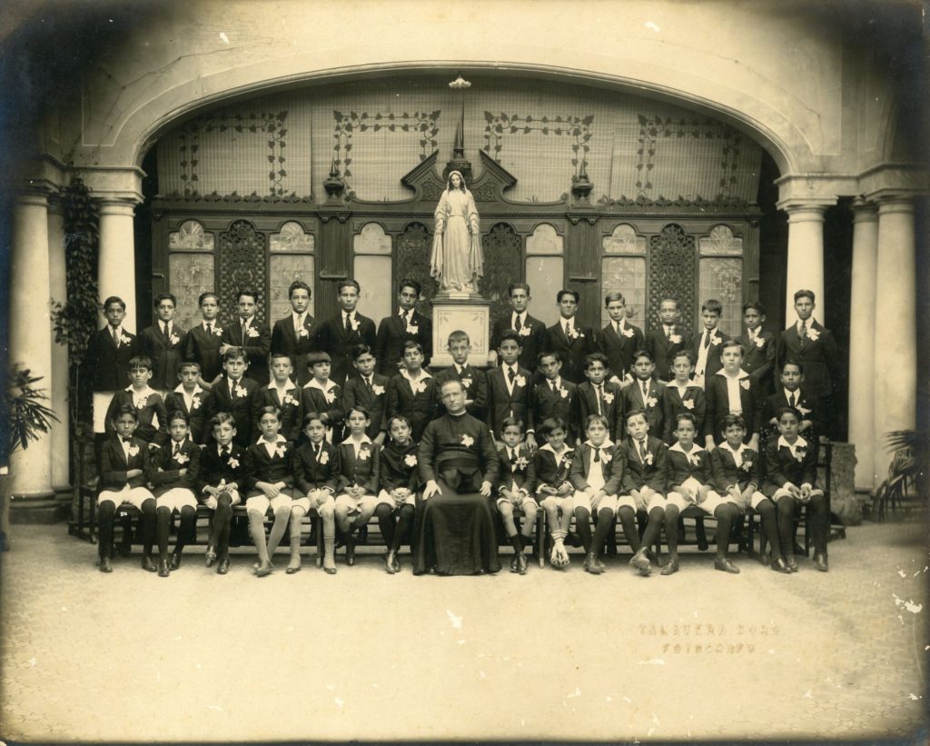 1923. Clase Colegio San Ignacio de Loyola.