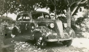 1936. Primer automóvil de Rafael Caldera, el cual bautizó como «Salón Blue».