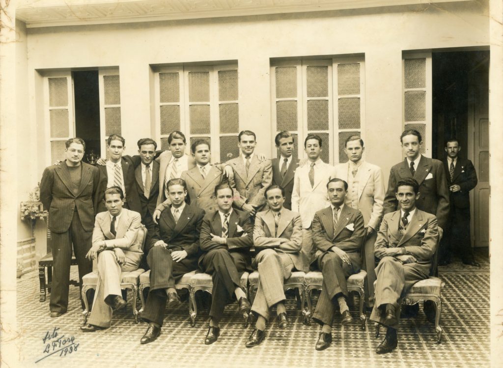 1938. Enero. Soltaron a los presos de la UNE.