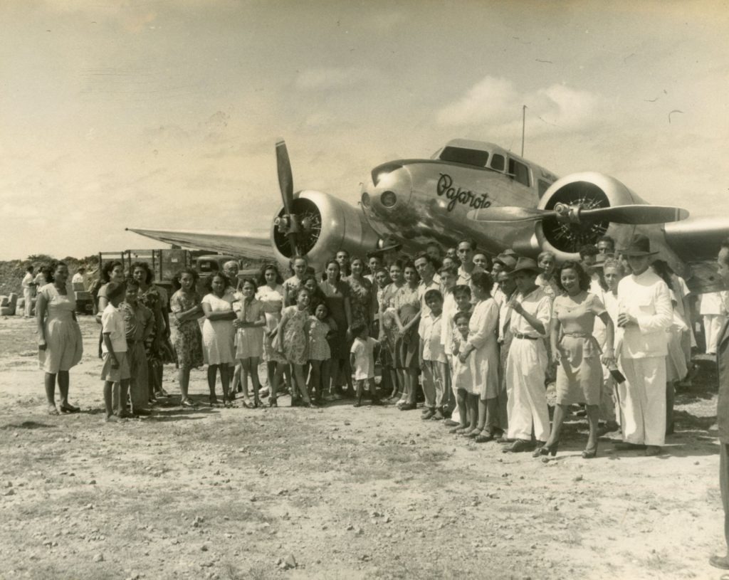 1947. Noviembre - Diciembre. Aterrizaje en San Fernando de Apure, en la campaña electoral presidencial.
