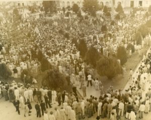 1947. Noviembre - Diciembre. Acto en la plaza Bolívar de Mérida.