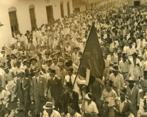 1947. Noviembre - Diciembre. Entrada en Santa Bárbara de Barinas, estado Barinas, en la campaña electoral presidencial.