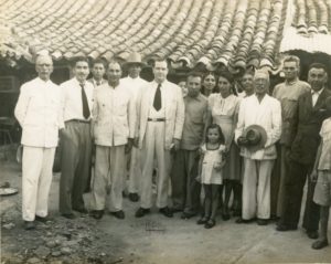 1947. Noviembre - Diciembre. Reunión de la seccional de COPEI-Lara en El Oasis, Barquisimeto. Aparece Luis Herrera Campíns.
