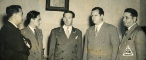1949. Visita al periódico El Gráfico del embajador del Perú.