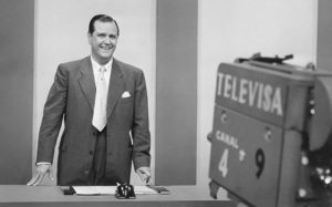 1956. Programa en Televisa Aula de Conferencias TV.