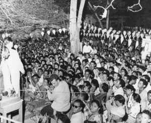 1958. Acto en Santa Bárbara del Zulia, en la campaña electoral presidencial.