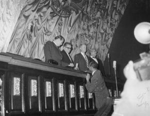 1959. Enero, 19. En el Congreso Nacional, con Gonzalo Barrios, Jóvito Villalba y Gustavo Machado.