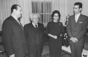1962. Enero, 22. Encuentro con el primer Ministro de Israel, David Ben Gurion, en compañía de José M. Quintana.