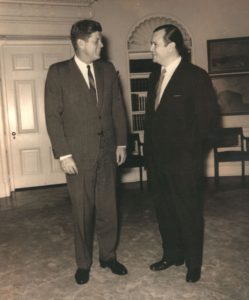 1962. Julio, 3. Rafael Caldera y John F. Kennedy en el Despacho Oval de la Casa Blanca.