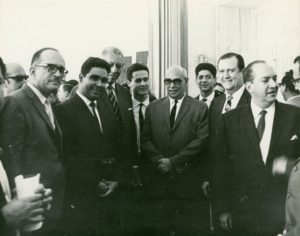 1965. Enero, 6. En compañía de Raúl Leoni, Luis Beltrán Prieto y Lorenzo Fernández.