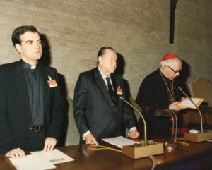 1992. Mayo, 11 y 12. Conferencia en el Simposio Historia de la evangelización en América, Roma.