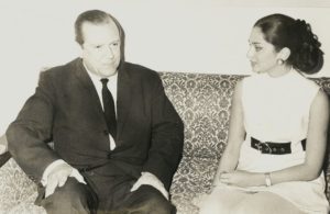 1968. Diciembre, 15. Visita de Susana Duijm en Tinajero al presidente electo.