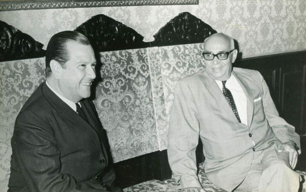 1969. Enero, 6. Visita al presidente Raúl Leoni en La Casona, en condición de presidente electo.