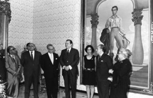 1969. Julio, 22. Inauguración de la obra de Pedro Centeno Vallenilla, Bolívar Agricultor, donada por el autor a Rafael Caldera y por éste a La Casona.