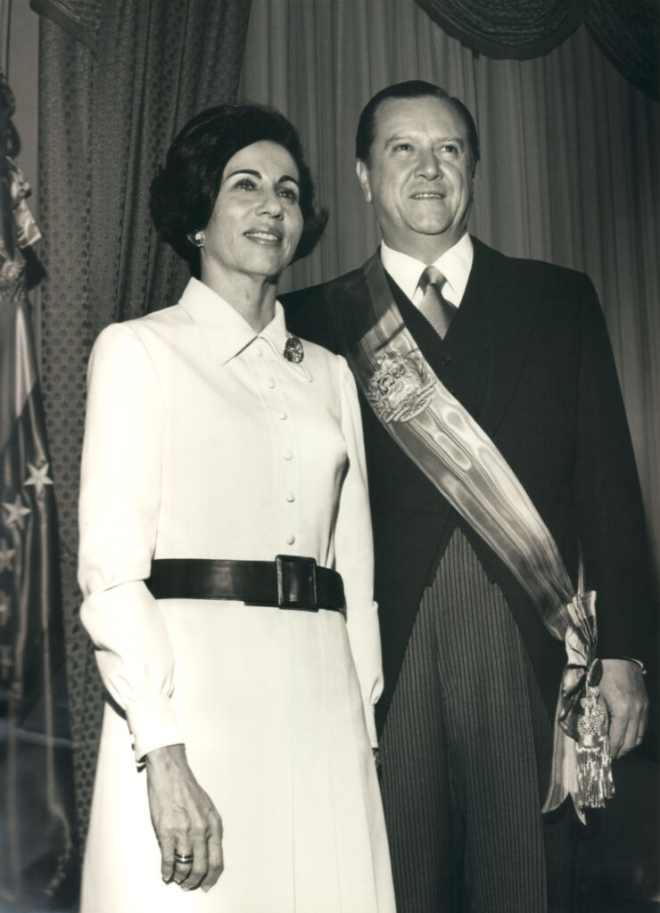 1969. Marzo, 11. Pareja presidencial para el periodo 1969-1974.