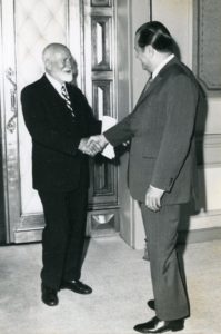 1970. Abril, 22. Encuentro con Enrique Tejera en el Palacio de Miraflores.