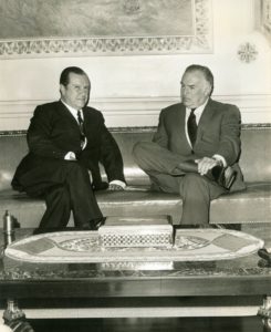1970. Febrero, 6. Encuentro en el Palacio de Miraflores con Galo Plaza Lasso, secretario general de la OEA.