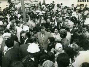 1971. Mayo, 15. Inauguración de bloques del Banco Obrero en Mamera.