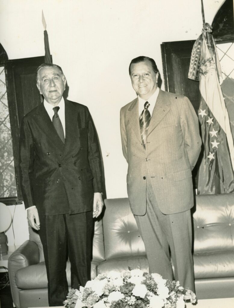 1973. Febrero, 20. Encuentro con el General Emilio Garrastazu Medici, presidente de Brasil.