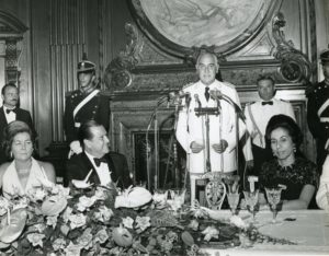 1973. Febrero, 8. Cena de gala ofrecida por el presidente Alejandro Lanusse en Buenos Aires, Argentina.