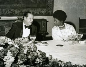 1973. Marzo, 28. Cena de gala en honor del primer ministro de Jamaica, Michael Manley y su señora en la Casa Amarilla.