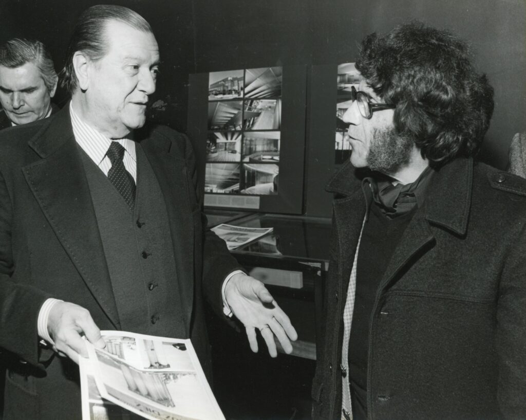 1980. Febrero, 1. Exposición de Carlos Cruz-Diez en Liverpool.