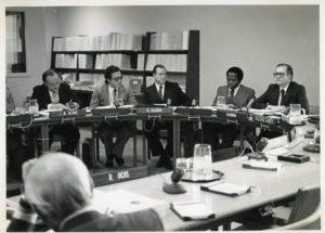 1980. Julio, 16. Instalación de la Comisión para la Universidad de la Paz, New York.