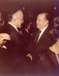 1980. Marzo, 11. Con el rabino Pynches Brener, en Caracas.