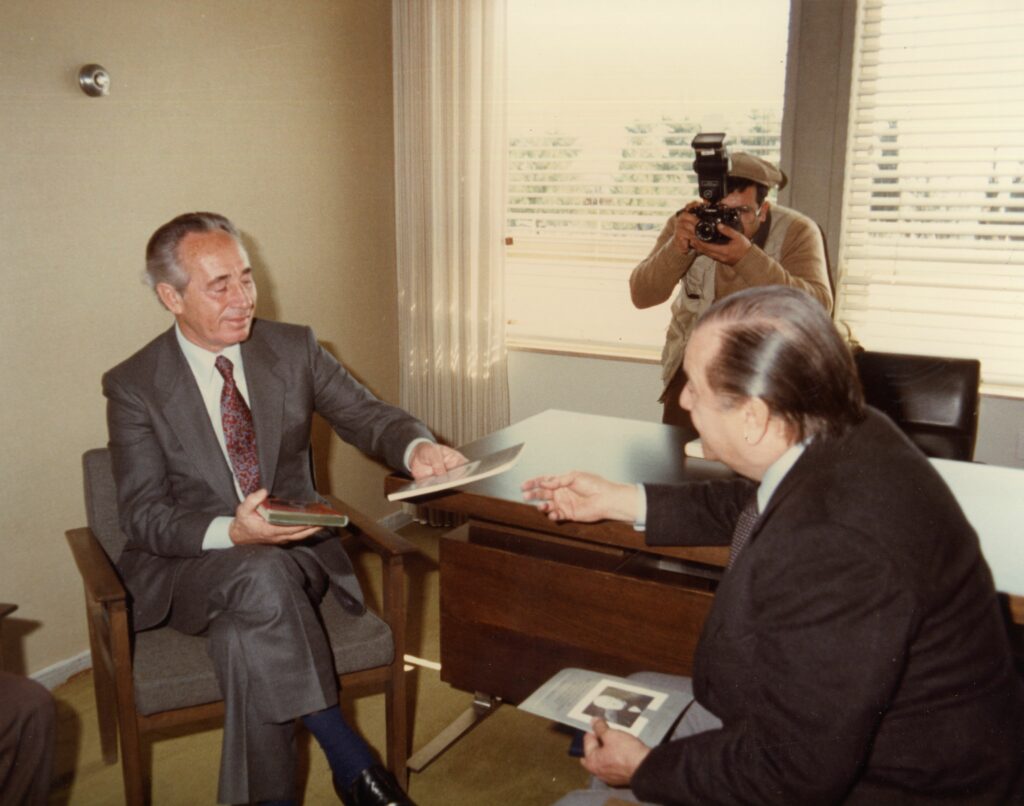 1981. Diciembre, 23. Entrevista con el primer ministro Shimon Peres.