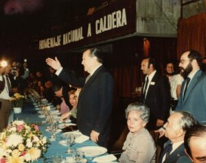 1981. Febrero, 17. Cena homenaje nacional en el Poliedro de Caracas por los 65 años.
