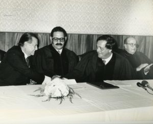 1981. Julio, 18. Colocación de un busto de Andrés Bello en la Corte Interamericana de Derechos Humanos, Costa Rica.