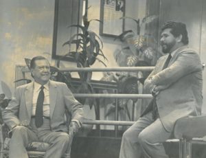 1982. Agosto, 28. Rafael Caldera con Emilio Santana en su programa de TV.