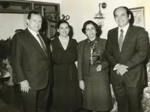 1982. Marzo, 22. En la casa de Olga y José Curiel.