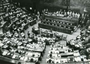 1982. Septiembre. Conferencia de la Unión Mundial Inter-parlamentaria, en Motecitorio, Roma.
