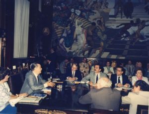1985. Agosto. Instalación de la Comisión Bicameral para la reforma de la Ley del Trabajo.