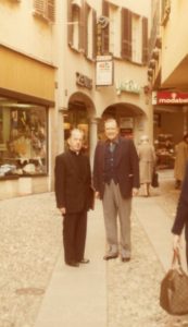 1985. Encuentro en Milán con Monseñor Rafael Forni, antiguo Nuncio en Caracas.