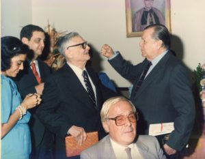 1985. Octubre. Celebración de los 80 años del Dr. Juan Bautista Fuenmayor, rector de la Universidad Santa María.