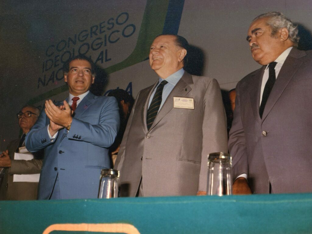 1986. Octubre, 3. Instalación del Congreso Ideológico Aristides Calvani, de COPEI.