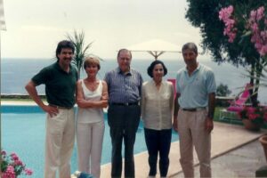 1988. Junio. Viaje a Córcega. En Miomo, Cabo Corso, con Michelle y Marc Bronzini.