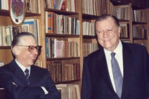 1988. Marzo 24. Con José Ramón Medina en homenaje a Carlos Pi Suñer en el Centro Catalán.