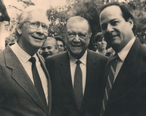 1989. Diciembre, 21. En un acto político en San Cristóbal, con Oswaldo Álvarez Paz y Abdón Vivas Terán.