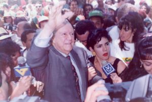 1993. Junio, 5. Instalación de Convergencia en Los Caracas y proclamación de la candidatura presidencial.