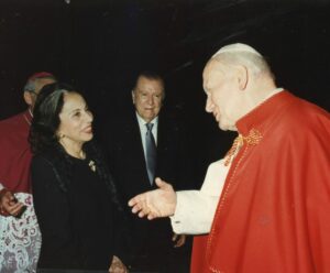 1995. Mayo, 7. Nuevo encuentro con SS Juan Pablo II, El Vaticano, Roma.