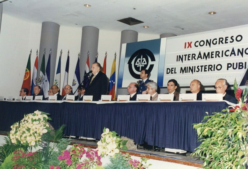 1996. Noviembre, 26. Instalación del IX Congreso Interamericano del Ministerio Público.