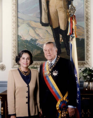 Rafael Caldera en 1994. Febrero, 7. Pareja Presidencial para el período constitucional 1994-1999, en el Palacio de Miraflores.